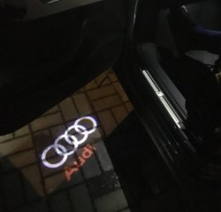LED-projektorlampa med AUDI logotyp till bildörren (2-pack)